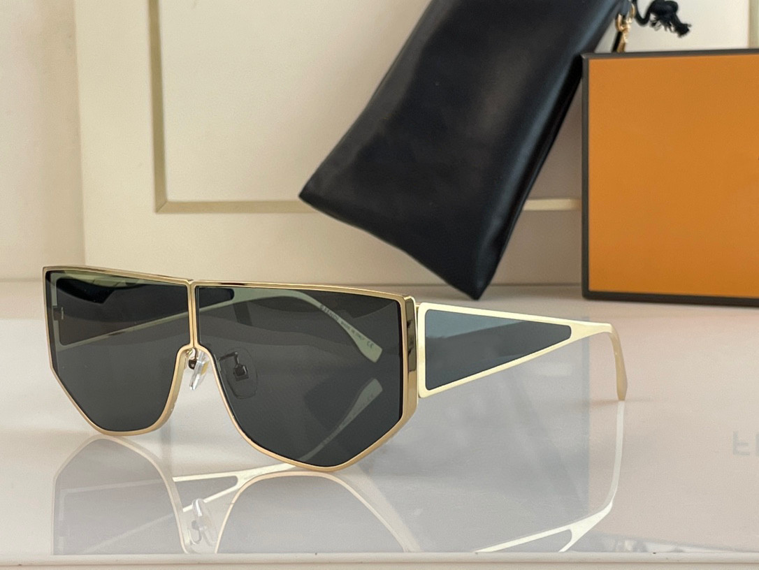 

Sunglasses For Men Women Summer M0093 Style Anti-Ultraviolet Retro Plate Full Frame Eyeglasses Random Box