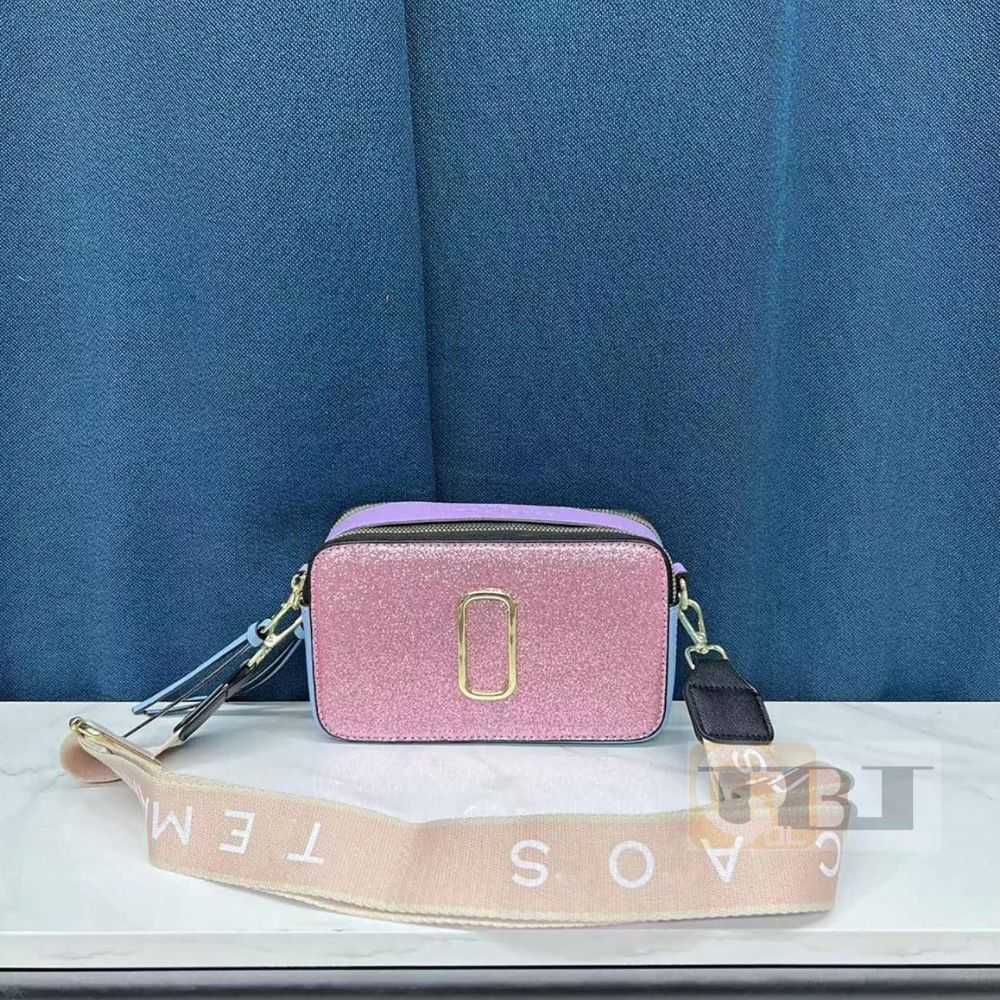 

Ladies' Small Handbag with Camera Style Design and Adjustable Strap, C1