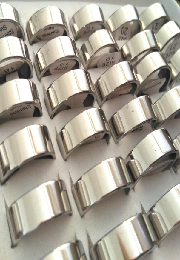 

50pcs SIMPLE PLAIN 8mm Silver BAND Stainless Steel Elegant Ring Classic Wedding Jewelry Mens Womens Finger Ring Party Gift2433922