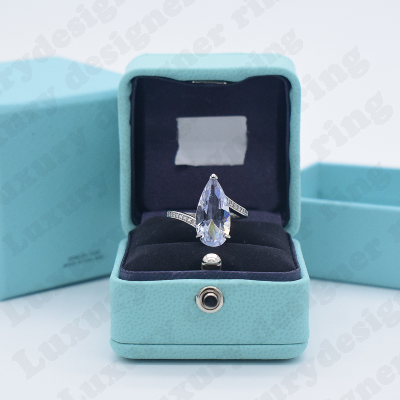 

Luxury Designer Diamond Ring Wedding Gift Lovers Anniversary