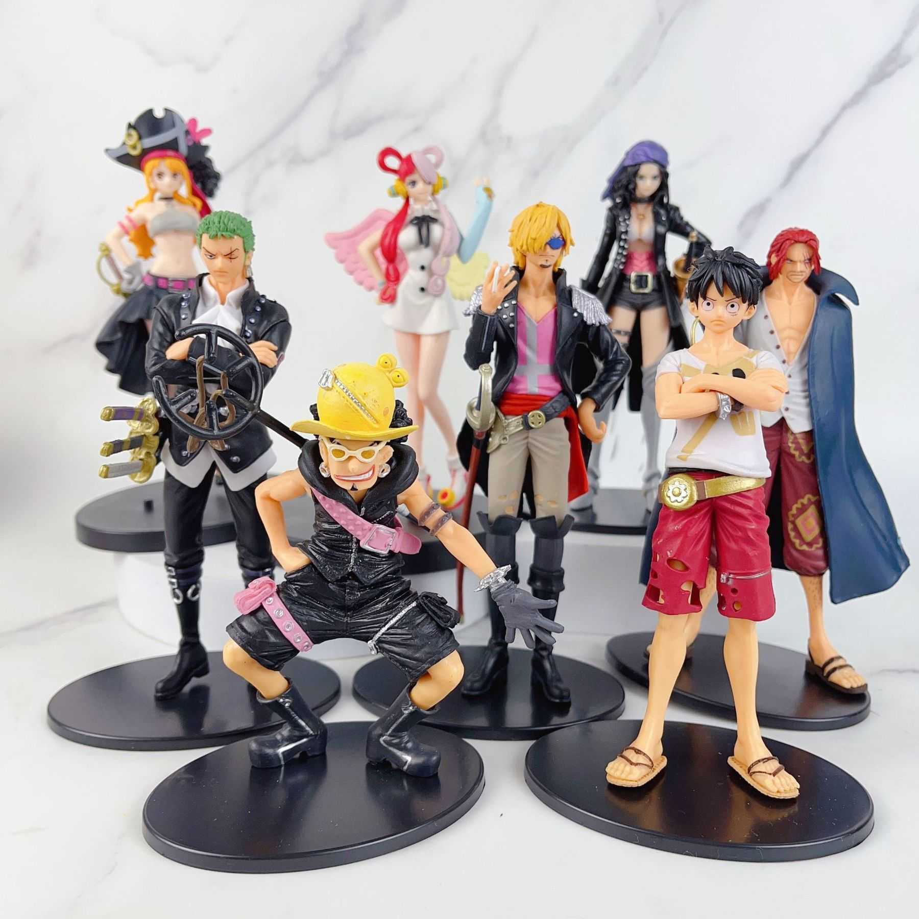 

One Piece Figures Luffy Zoro Hawkins X Drake Trafalgar Law Jewelry PVC Model Toys Gift with Box P230411, 01