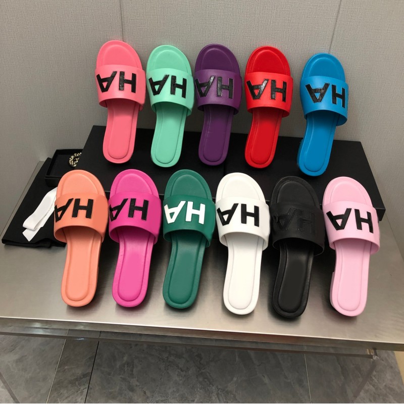 

Beach slippers Classic Flat heel Summer Lazy Designer fashion CHA Big Head flops leather lady Slides women shoes Hotel Bath Ladies sexy Sandals Large NEL size 35-41-43, Fill postage