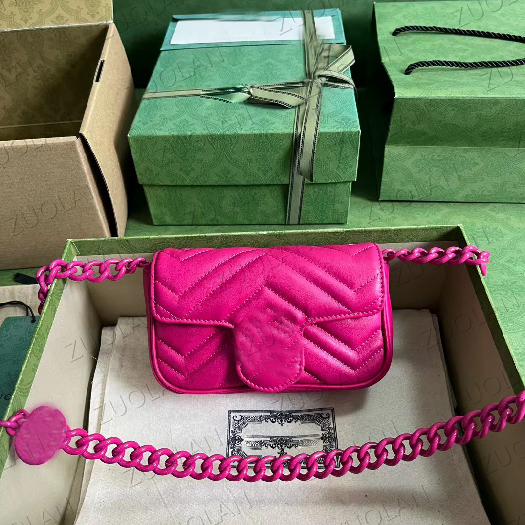 

Designer Luxury Marmont belt bag 699757 Director's collections niverse in white chevron matelasse leather with a chain strap Shoulder Bags 7A Quality
