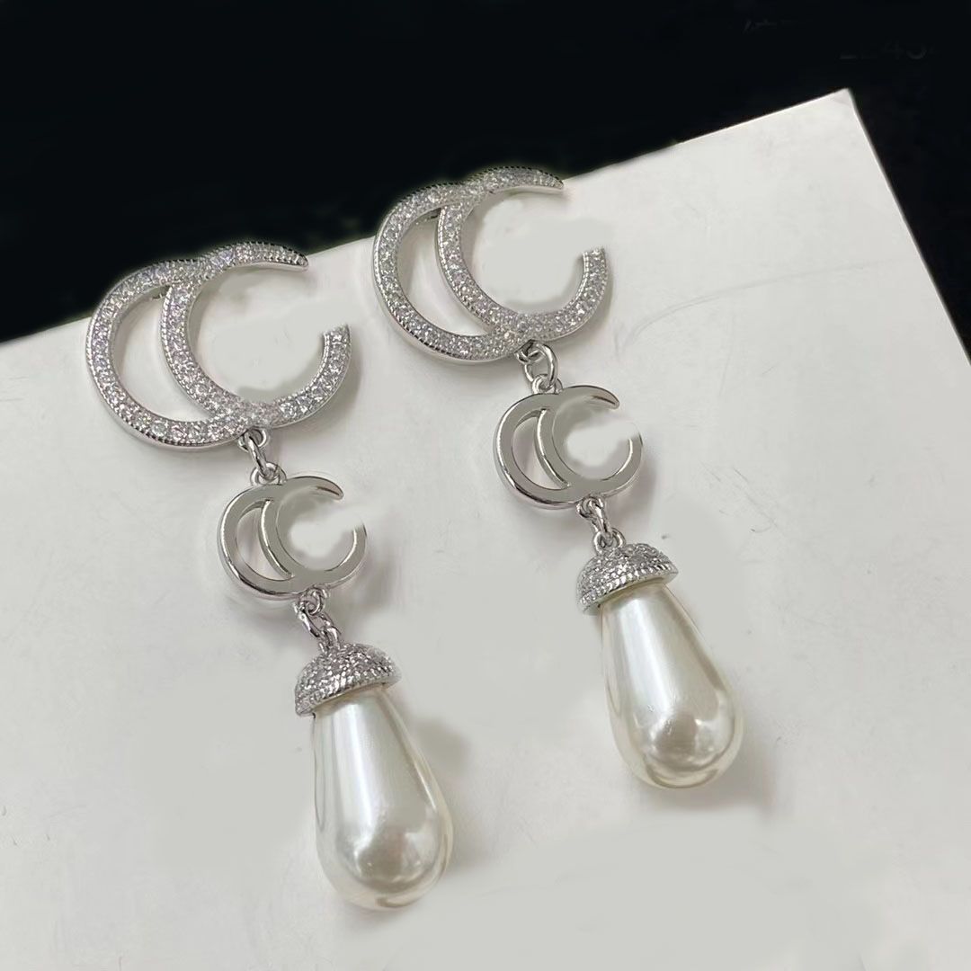 

2022 New Charm Earrings Fashion Luxury Brand Designer Pearl Dangle Earrings Wedding Party Christmas Gift Quality Jewelry with Box and Stamp