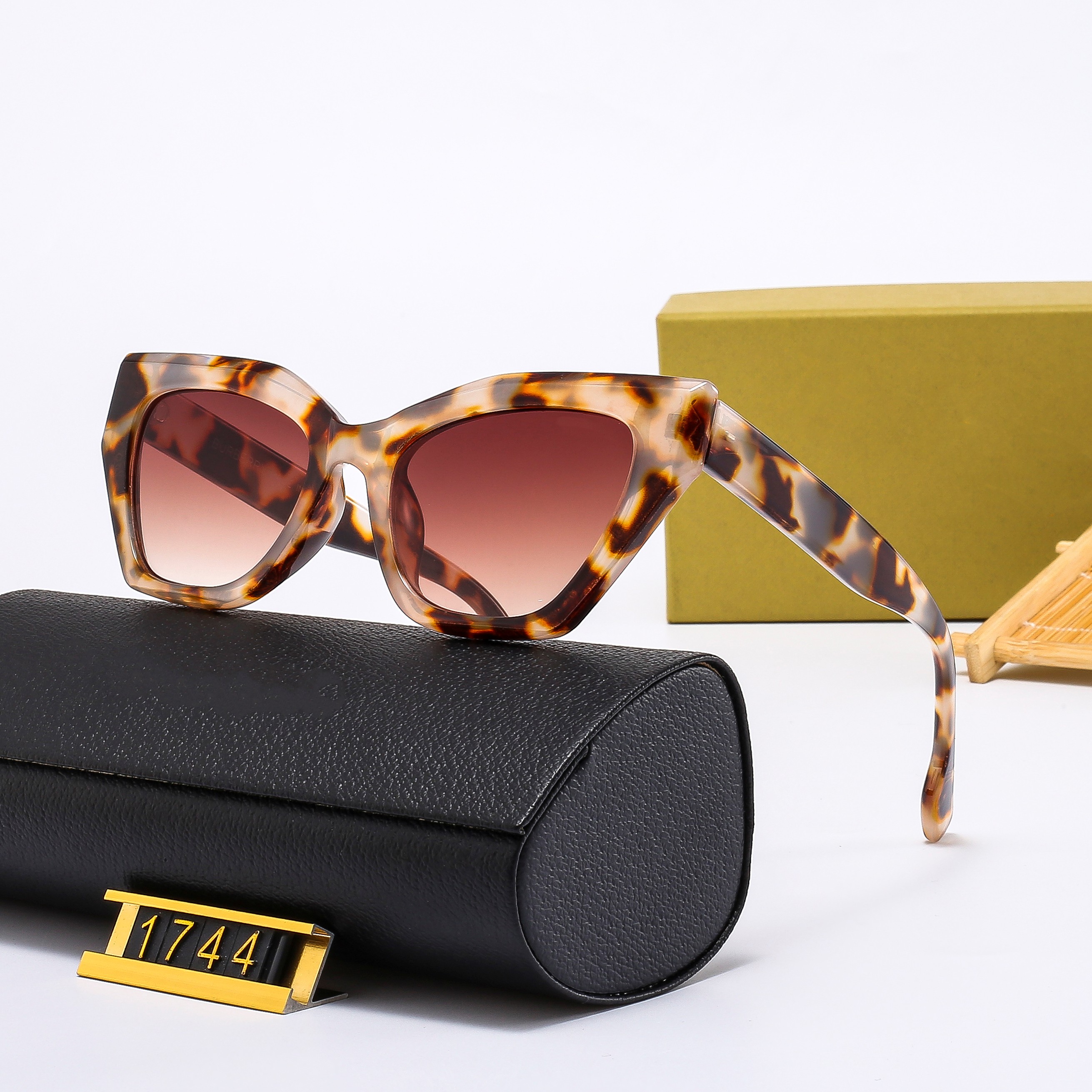 

designer sunglasses woman glasses eyeglass shades designer fashion style Pearl Original Eyeglasses generous avant garde style outdoor sport sunglass