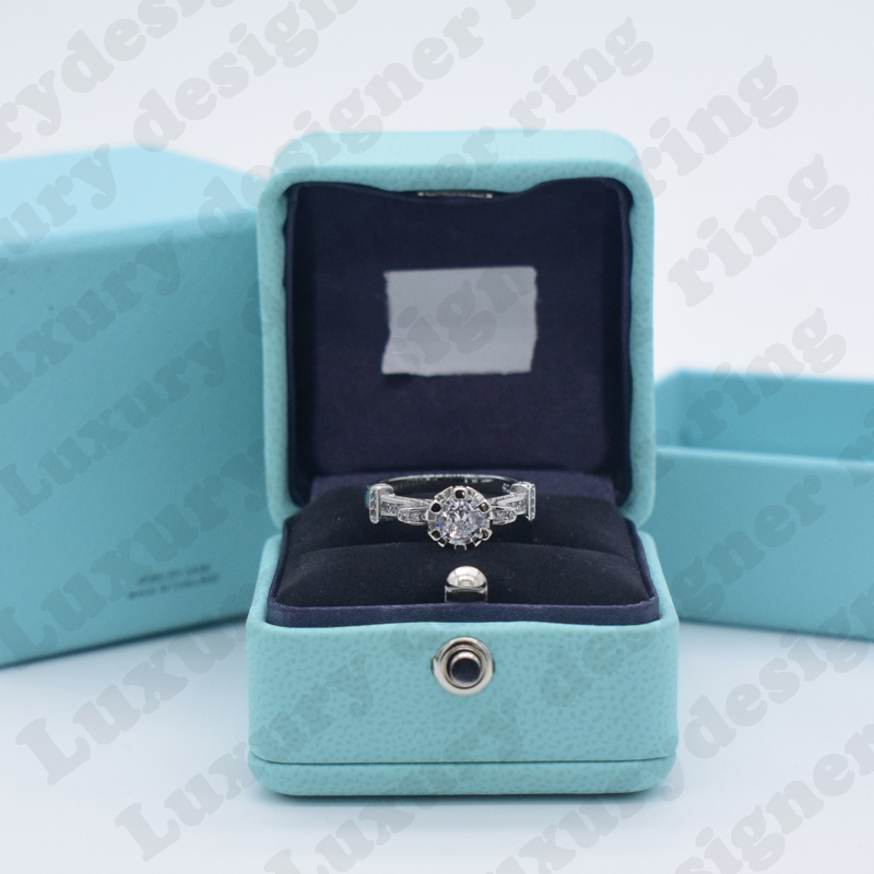 

Designer Engagement Rings Luxury Women Couple Ring Dazzling Fashion Jewelry