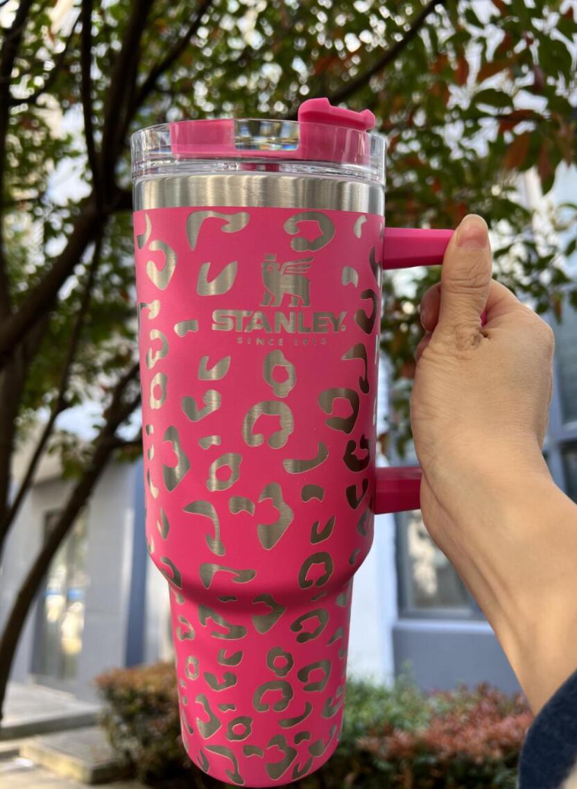 

New with LOGO STOCK StaIey Quencher 40oz Tumbler Leopard Print Stainless Steel Handle Lid Straw Big Capacity Beer Mug Water Bottle Cup GG0512469s, Mixed