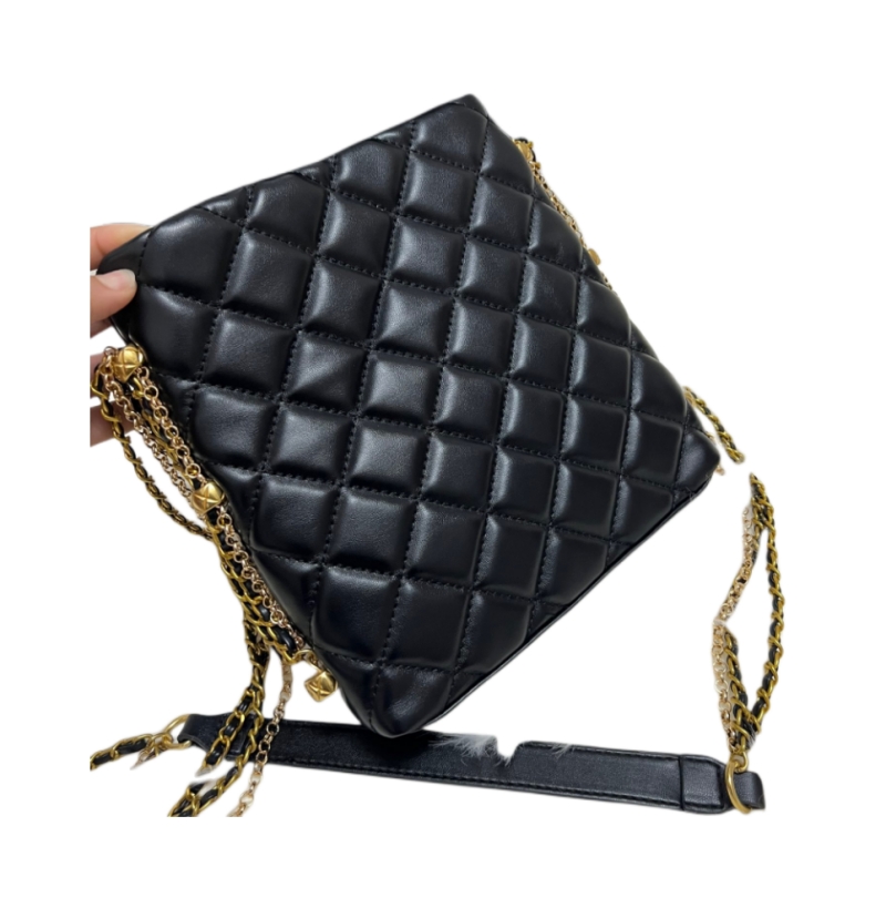 

Mandarin duck chain one-shoulder dinner bag pearl leather VIP gifts with gift box, Black