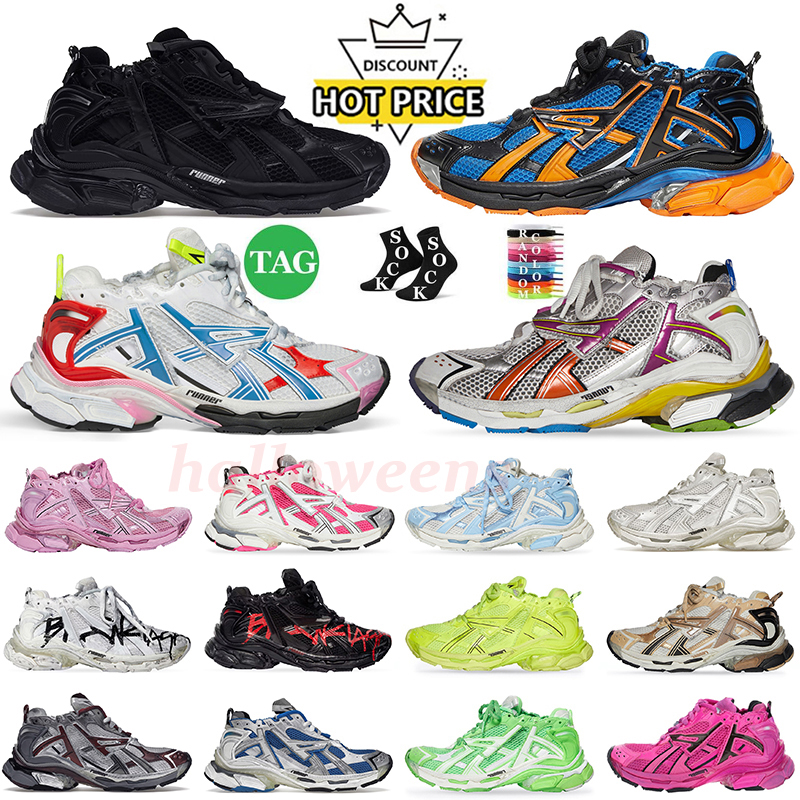 2024 Nouvelles femmes Hommes Track Runners 7 7.0 Mousse Casual Chaussures Designer Cuir Blanc Noir Nylon Mesh Tracks Baskets Graffiti Dark Taupe