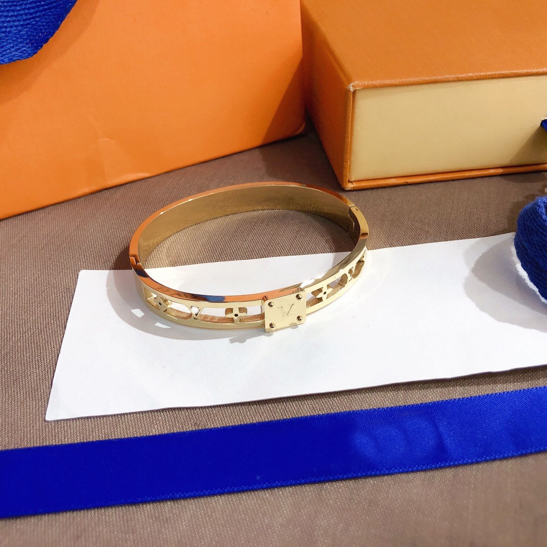 

Fashion Desinger Women 18k Gold Bangle Bracelet Crystal Stainless Steel Wristband Cuff Hollow Letter Wedding Lovers Gift Jewelry S279