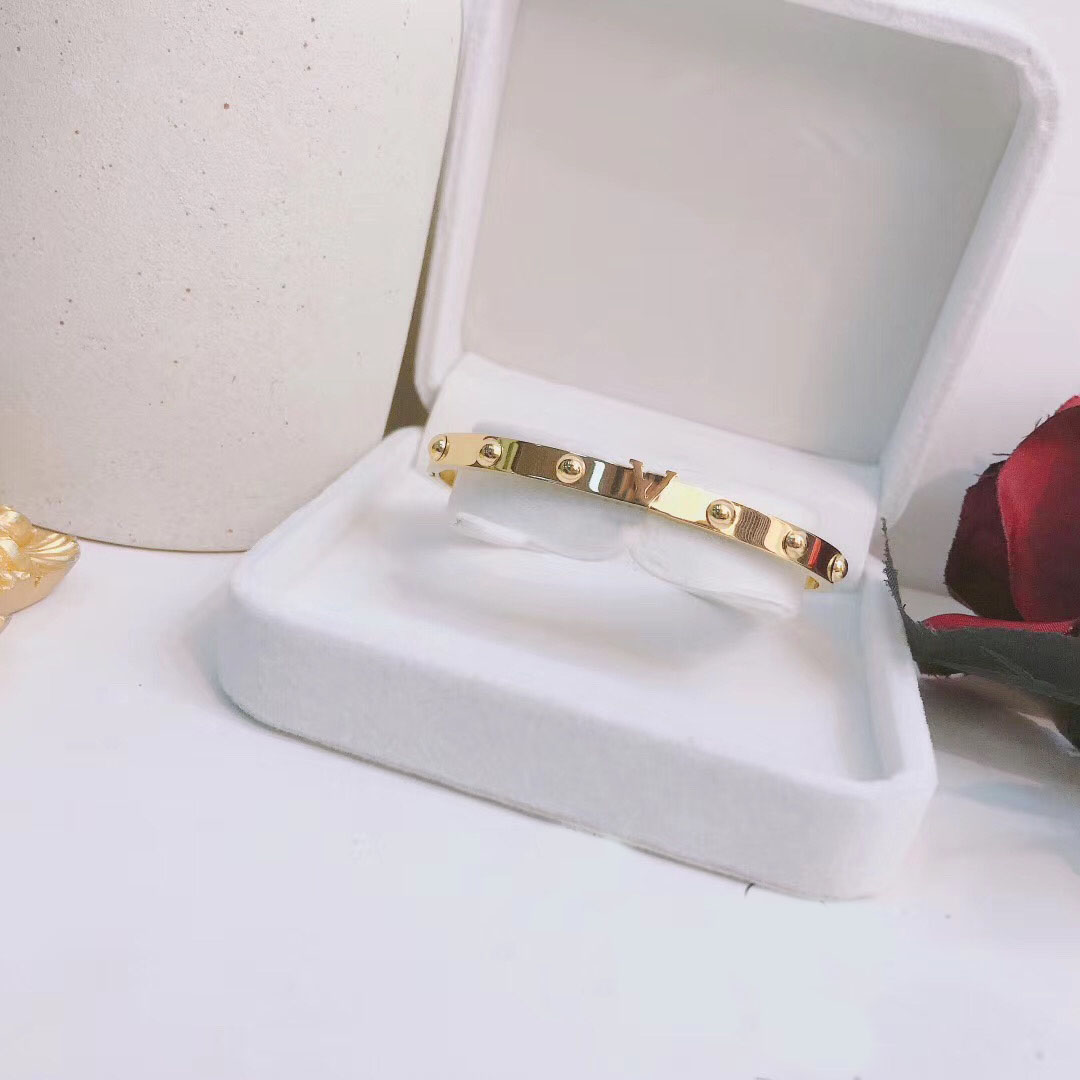 

Designer Ladies Bracelet Gold Stainless Steel Love Bracelets Women Old Flower Grid Couple Screw Bracelet Classic Diamond Jewelry Accessories S056