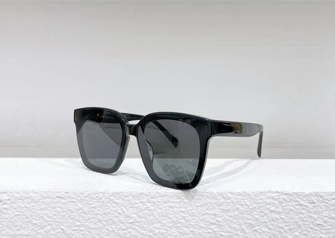 

Men Sunglasses For Women Latest Selling Fashion Sun Glasses Mens Sunglass Gafas De Sol Glass UV400 Lens With Random Matching Box 40378