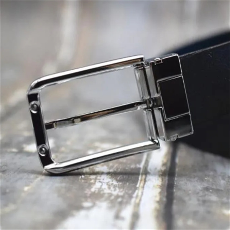 

Fashion Stripe Pattern Big Buckle Men Designer Belts European Style G waistbands High Quality Real Leather Women Beltaa, Black