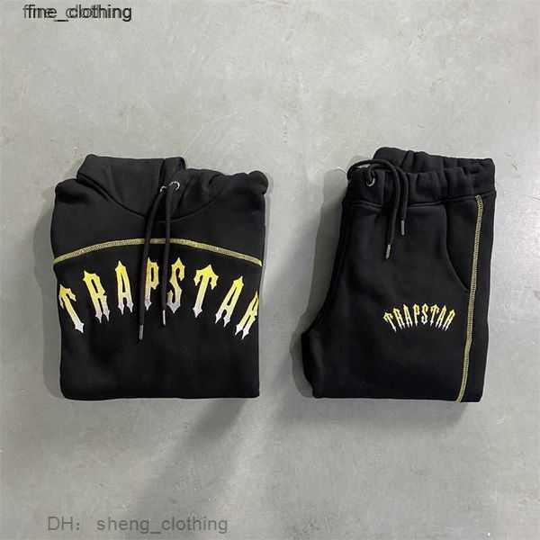 

Men' Tracksuits Trapstar Suit Men Central Cee Set Top Quality Gold Embroidery Black Paneled Women Hoodie Jogger Pants