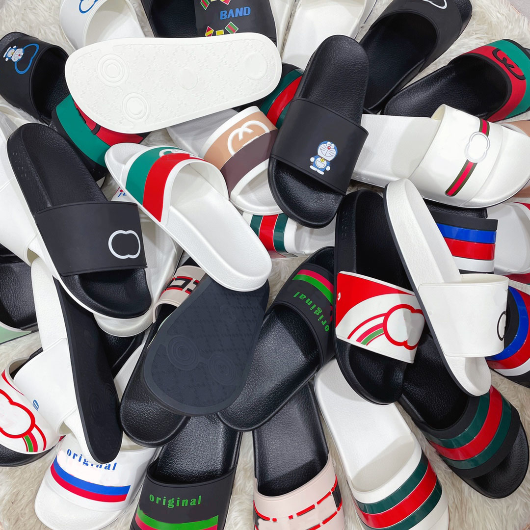 

Best Quality Genuine Leather g Slippers Same Style Designer 2023 Popular Family Women's Summer New Old Flower Flat Sandals Fashion Outwear Beach Sandals Women's Trend, Colour 45