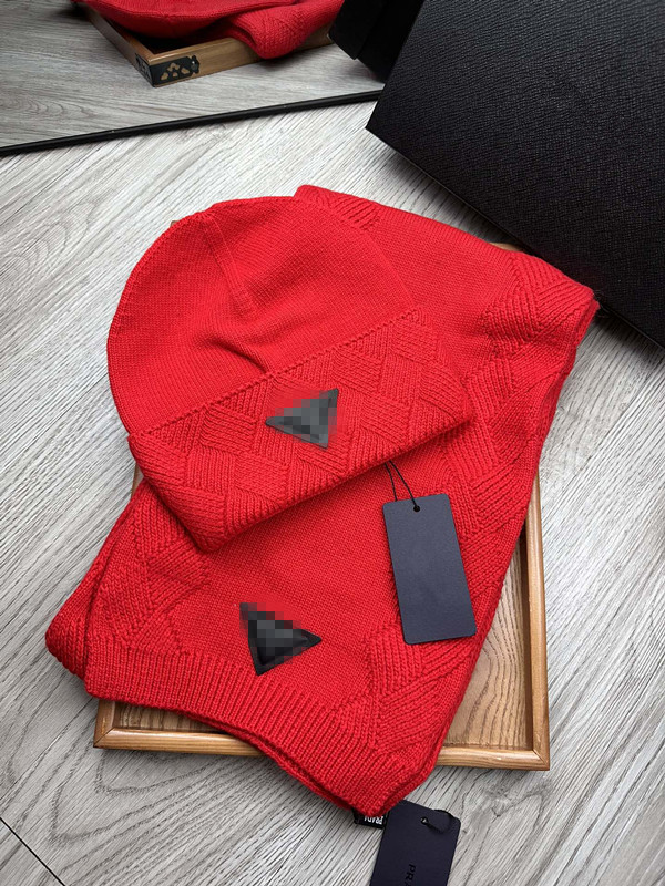 Hat Scarf Sets Women Men Designer Scarves Cap Winter Outdoor Ski Warm Unisex Hats Set box