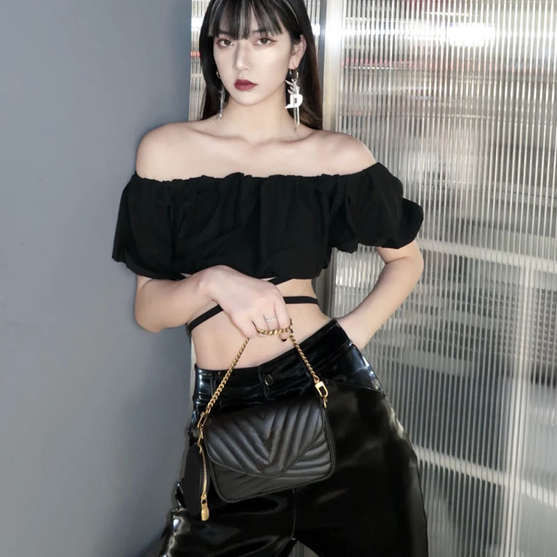 

10A designer bag women bag 19cm Cow leather plastic design. , with portable or short back chain. Accessories can be removed at will. LV052