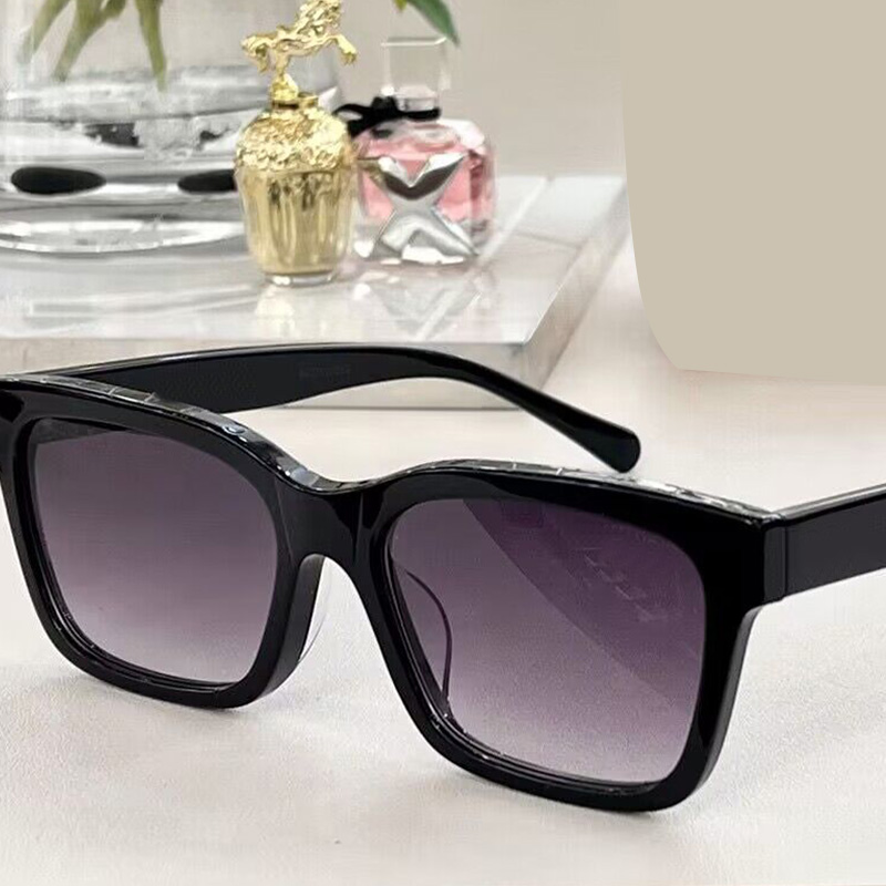 

Fashion Sunglasses Sold with box Packaging Solid Color Sunnies for Sale