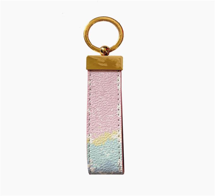 

Share to be partner Designer Keychain Key Chain Buckle Keychains Wristlet Fashion Brand Luxury Leather Keyring Pendant Flower Gift4604059
