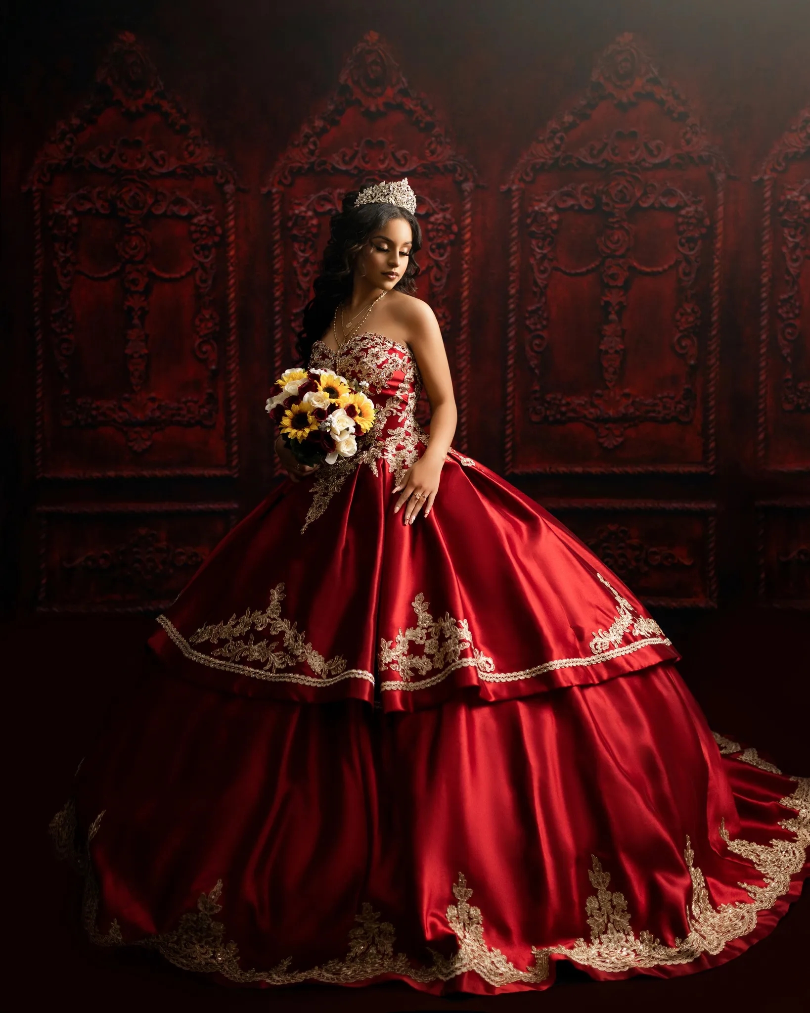 Robe quinceanera pour femmes Robe appliquée en dentelle en dentelle plus robes de concours de taille avec train de balayage