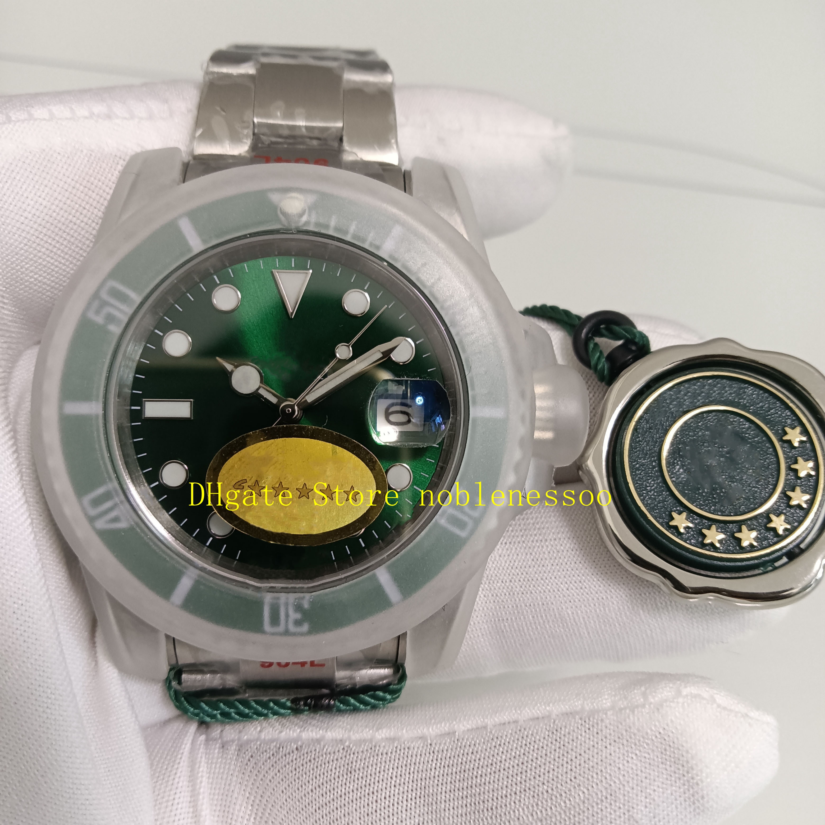 

6 Color Real Photo 904L Steel Automatic Watches Mens 40mm Green dial Black Ceramic Bezel Yellow Gold Folding Clasp V5 Cal.2813 Movement Dive Sport Mechanical Watch, 01