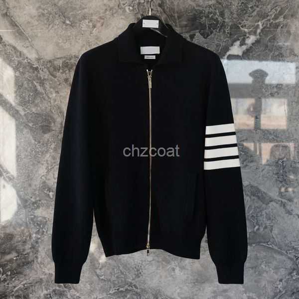 

Jacket Spring TB 2023 New Men's And Women's Same Style Mens Slim Lapel Four Stripes Wool Knitted Coat Trend Jackets Thin Shirt Coat 2 Y88G, Dark gray