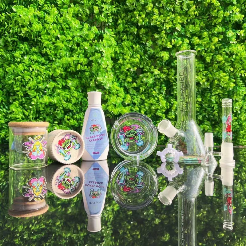 

glass bong 20cm hookah kit thick water pipe with herb grinder Storage tank Cleaning granules accessories bongs set
