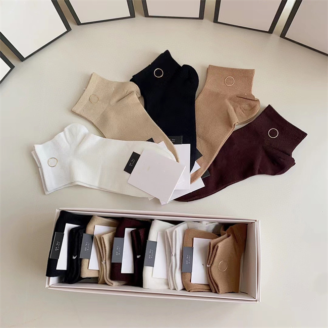 

Wholesale Fashion Luxury Short Sport Socks Street Style Stripe Sports Basketball Sock For Men and ms 5pcs/lot mens designer With Gift Box