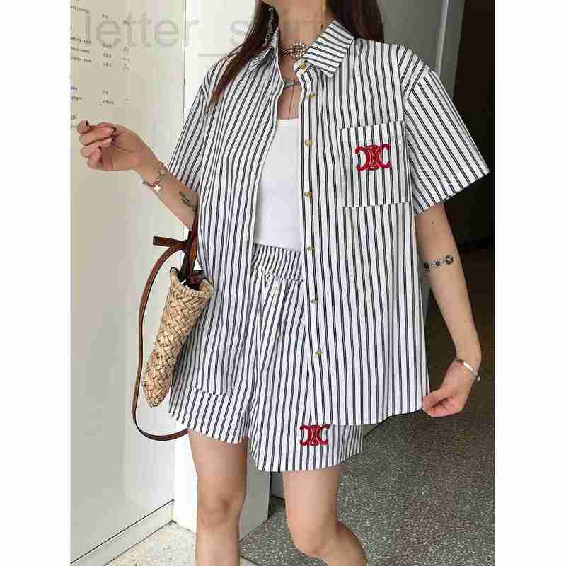 

Women' Tracksuits designer 23ss Summer New Shirt Shorts Set Striped Fabric Triumphal Arch Embroidery Decoration Classic Style 499G, As shown in figure
