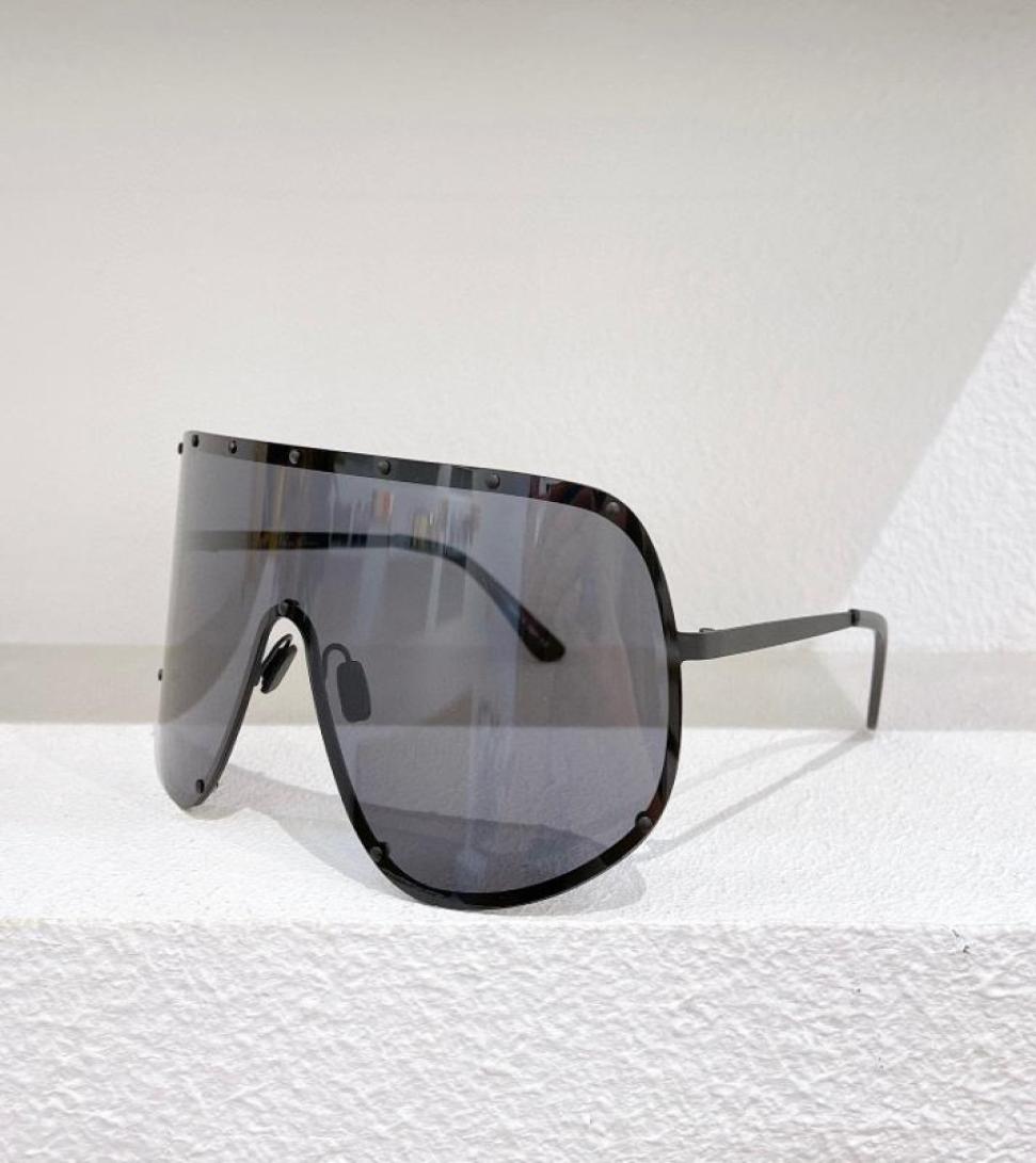 

Sunglasses Women Men Summer Owens Style AntiUltraviolet Retro Large Rectangular Frame Fashion Glasses Random Box8552230