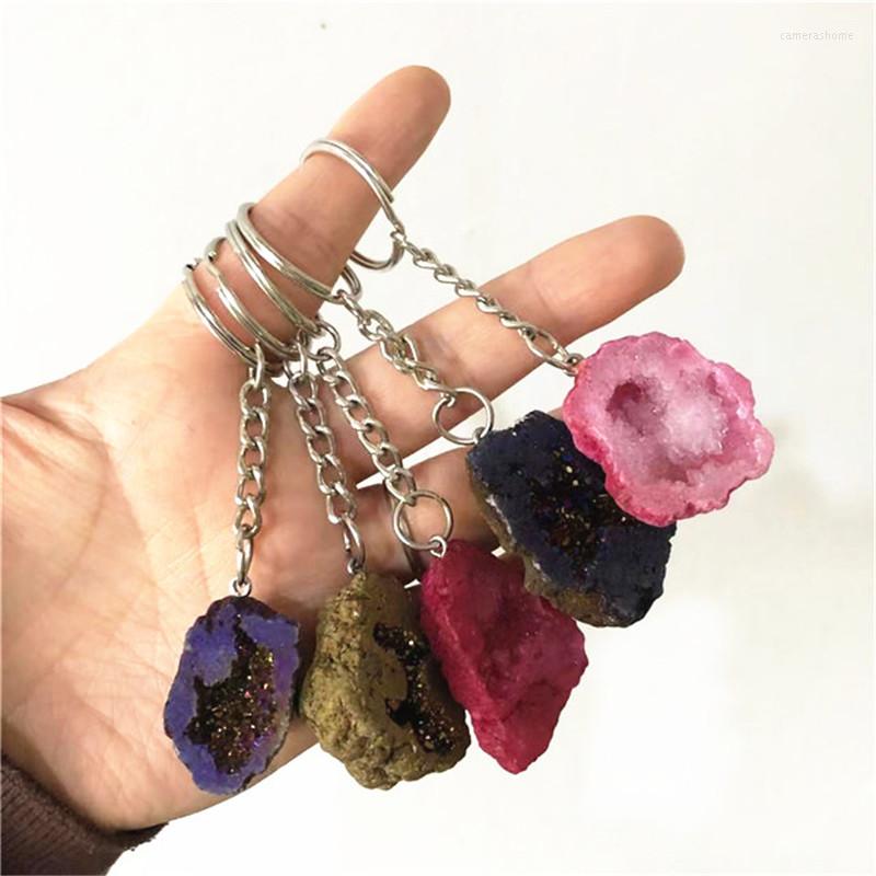 

Keychains Natural Aura Agate Geode Crystal Keychain For Home Decor Healing Gifes