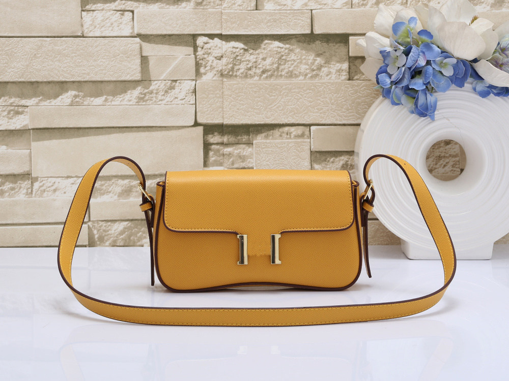 

New Arrived Luxurys Shoulder Bag Womens Handbags Designers Tote Bags Casual Crossbody Purse Wallet Messenger Bags, Black