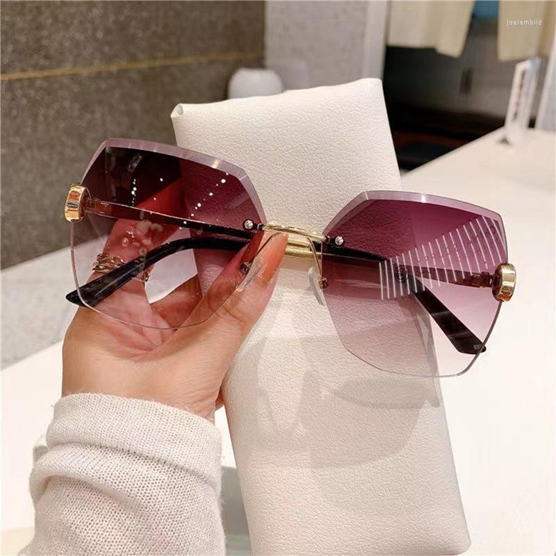 

Sunglasses Women 2023 Fashion Tea Gradient Ocean Water Cut Trimmed Lens Metal Curved Temples Sun Glasses Cycling Female