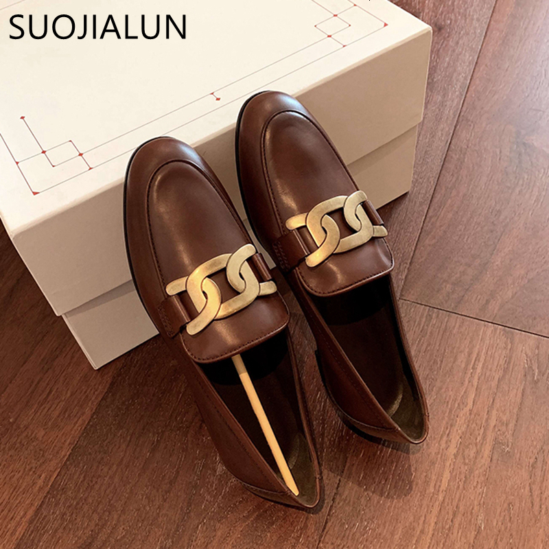 

Dress Shoes SUOJIALUN Women Flat Shoes Spring Fashion Brand Chain Women Slip On Loafers Shoes Flat Heel Casual British Style Oxford Shoes 230413, White 1