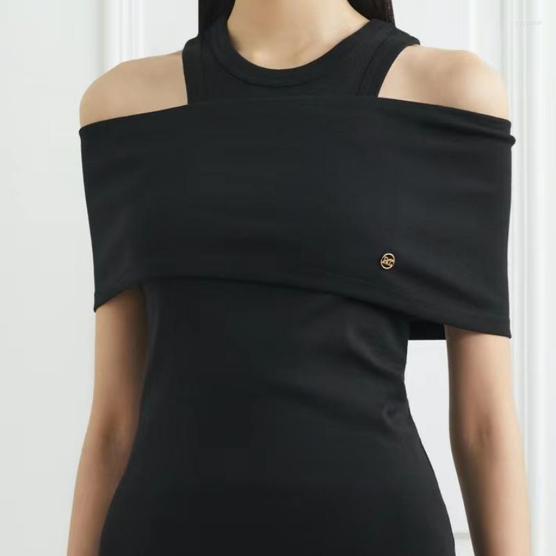 

Women's T Shirts 2023 Spring And Summer Women Clothing Solid Color Slim Fit Sleeveless Round Neck Vest Two-piece Set, Black