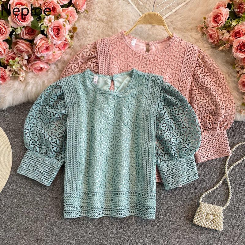 

Women's Blouses Vintage Women O-neck Puff Sleeve Crochet Floral Shirts Chic Hollow Out Blouse Lace Sweet Temperament Tops Femme, Green