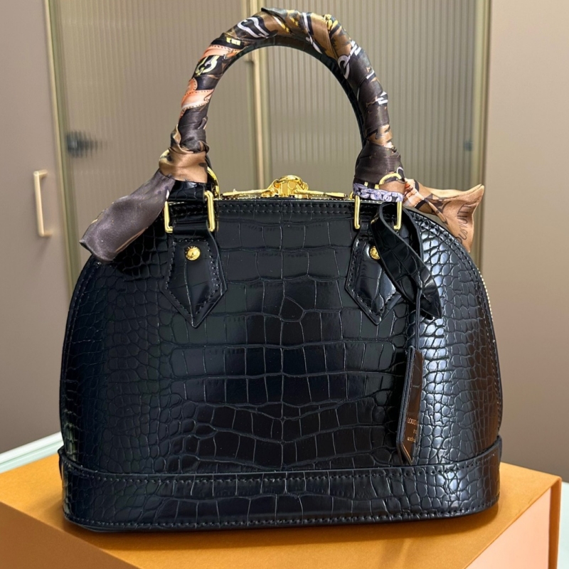 

2023 New Designer Tote Bag Genuine Leather Women's Bag Crocodile Skin Shell Bag Fashion Handheld Crossbody Bag with Shoulder Straps One Shoulder Crossbody Bag, Green