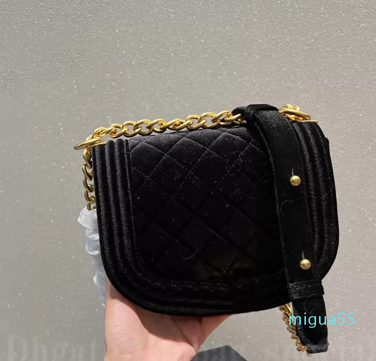 

Designer-Womens Shoulder Bag Fashion Messenger Bag Velvet Saddle Handbag Portable Lady Style Simple And Versatile 19cmX14cm, Blue