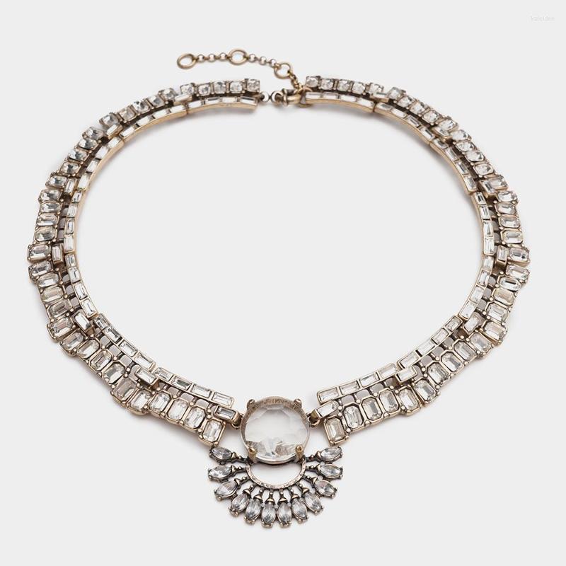 

Pendant Necklaces JBJD European And American Retro Personality Rhinestone Exaggerated National Style Necklace