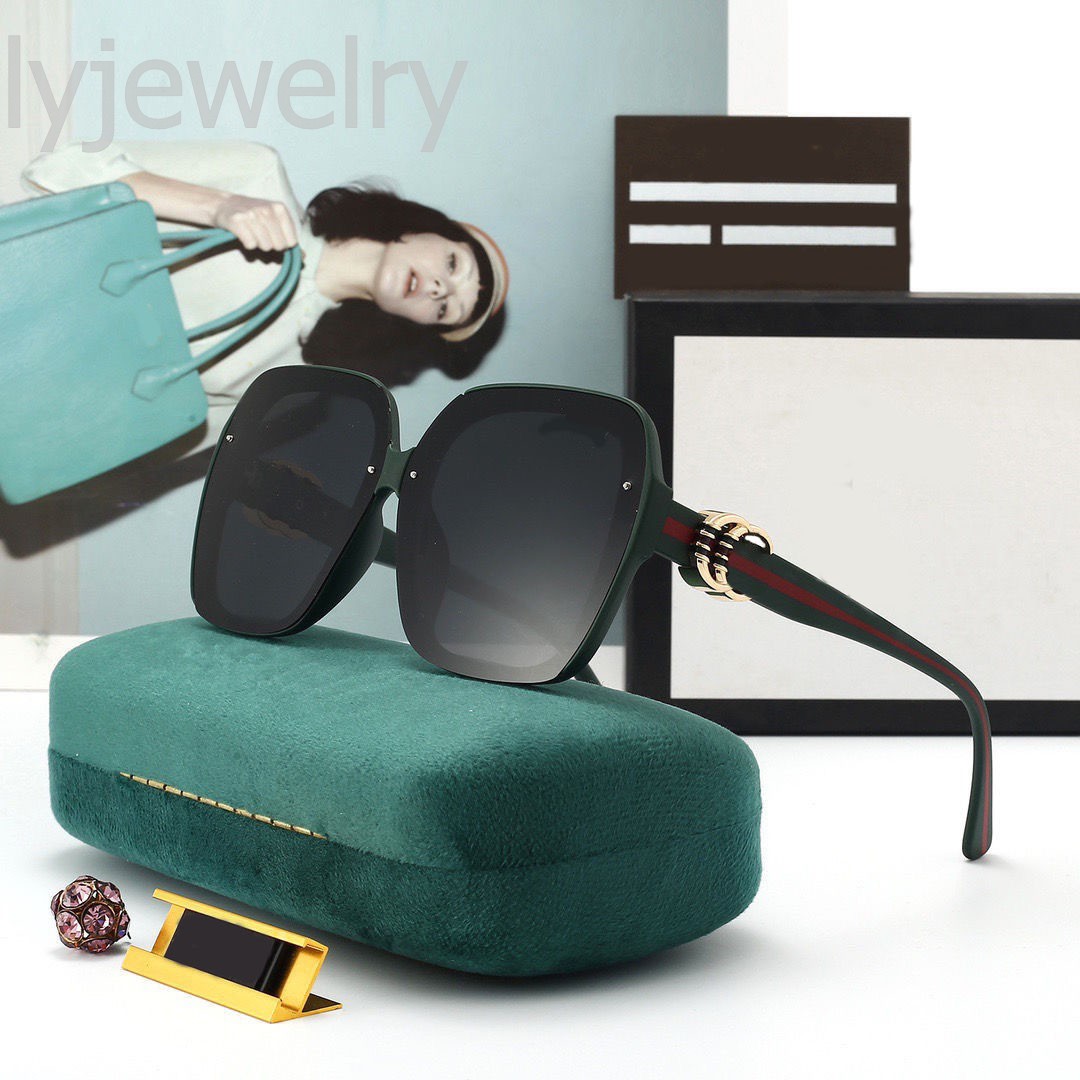 

Red green strap frame sunglasses fashion eyeglasses black square lunette homme youth popular classical polarized sunglasses fashion accessories PJ071 B23