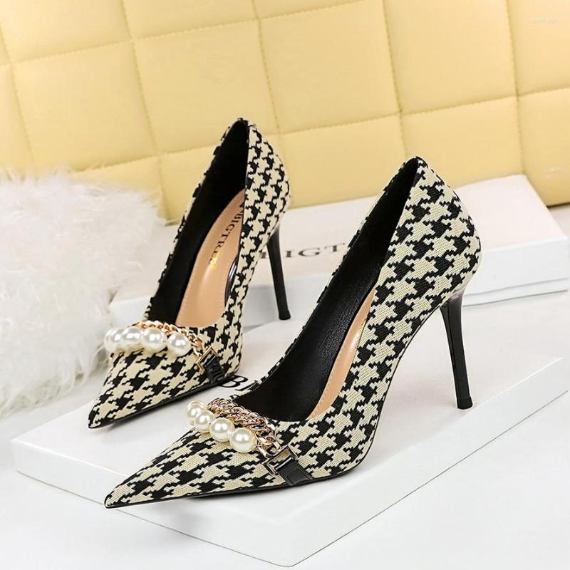 

Dress Shoes BIGTREE 2023 Women Pumps Pearl Chain Plaid High Heels Fashion Office Stiletto Pointed Female Party Plus Size 43, Apricot 9.5cm