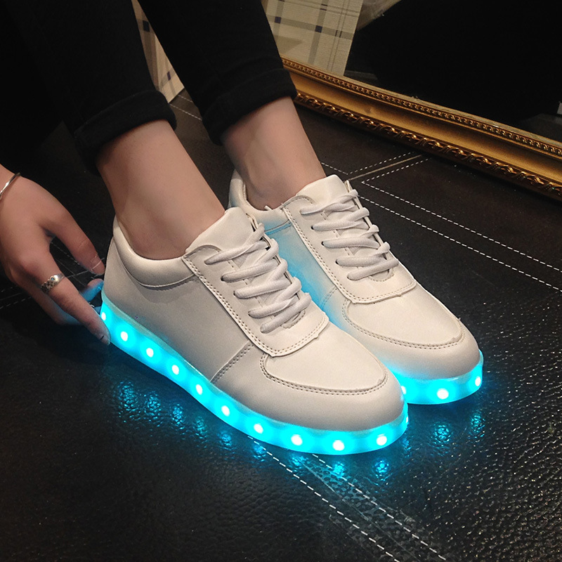 

Dress Shoes Comemore Adult Unisex Womens Mens Kid Luminous Sneakers Glowing USB Charge Boys LED Colorful Light-up Shoes Girls Footwear 230413, White