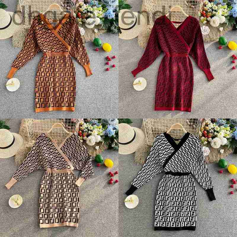 

Casual Dresses DesignerLuxury women dress designer Casual Dress double F jacquard embroidery knitted elastic sweater V-Neck Sexy suit N8UN, Khaki