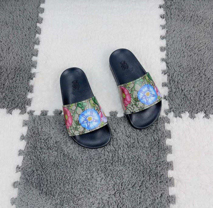 

Designer Kids Slipper Slides Slipper Toddler Child Leather Sandals Boys Girls Maternity shoe Summer black Shoes Flat Sandal Anti Beach Bath Outdoor Casual Shoes, C2