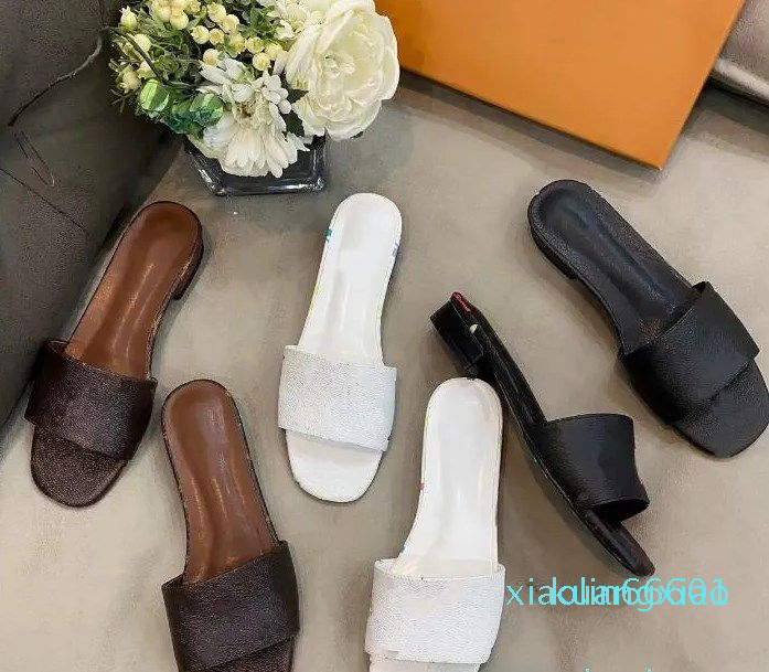 

2023 Flat Slippers Designer Letter Printing Sandal Women Beach Sandals Slipper Leather, Brown flower style 03