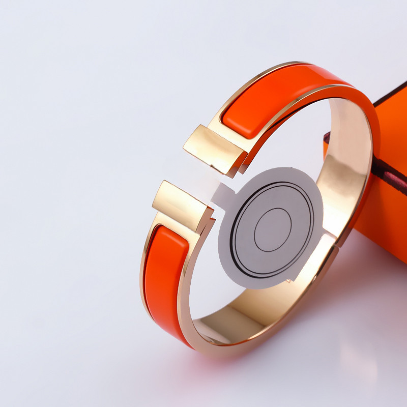 

Bracelet High-End American Fashion & Trend Bracelet New Stainless Titanium Steel Ornament