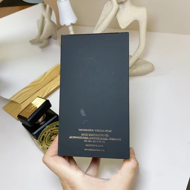 

Wholesale Oud For Happiness 90ML 3.04fl.oz unisex brand perfume Eau De Parfum Neutral Spray Cologne High Quality fast ship