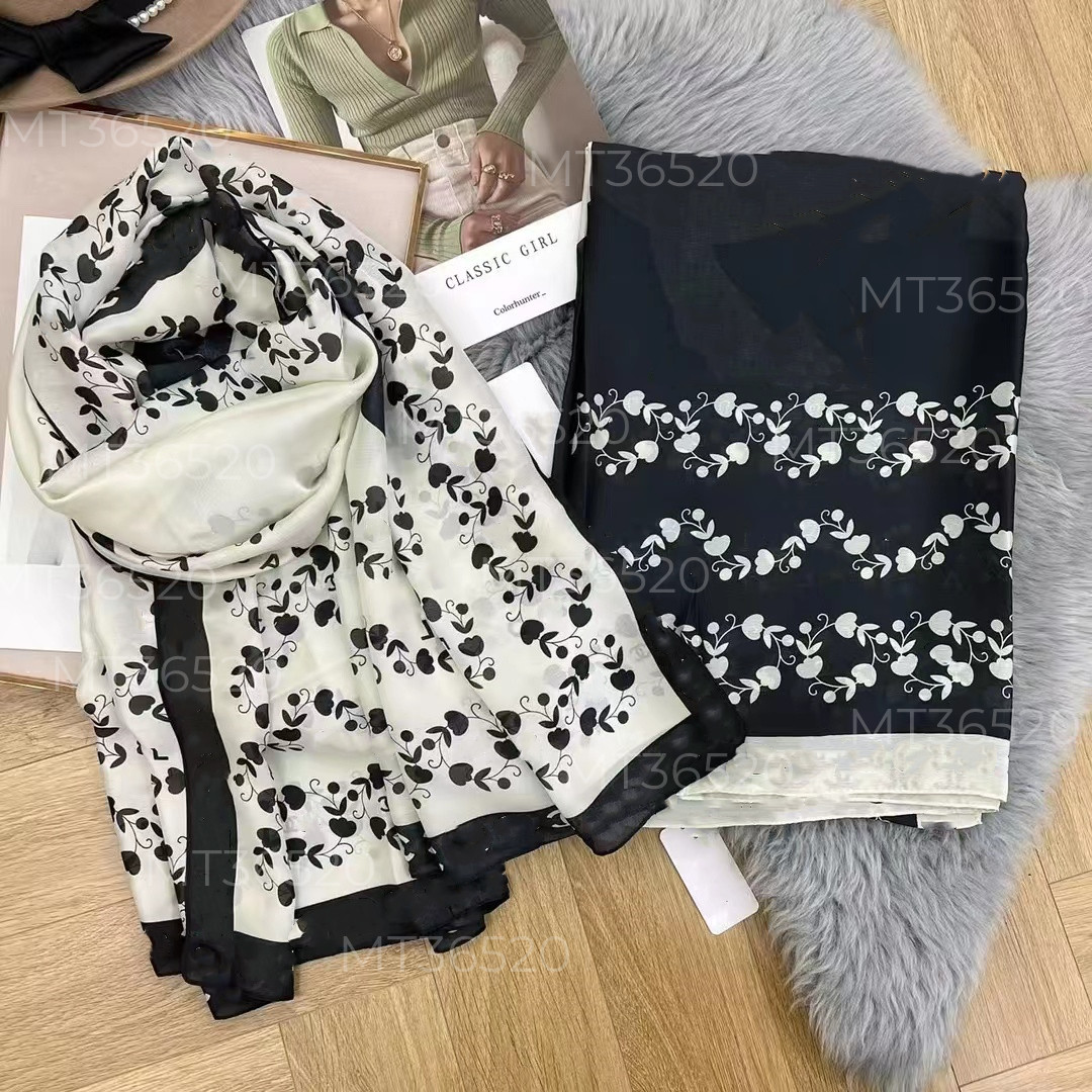 

Brand Designer Silk Scarf Female Foulard Bandana Long Shawls Wraps Winter Neck Scarves Pashmina Lady Hijab Luxury