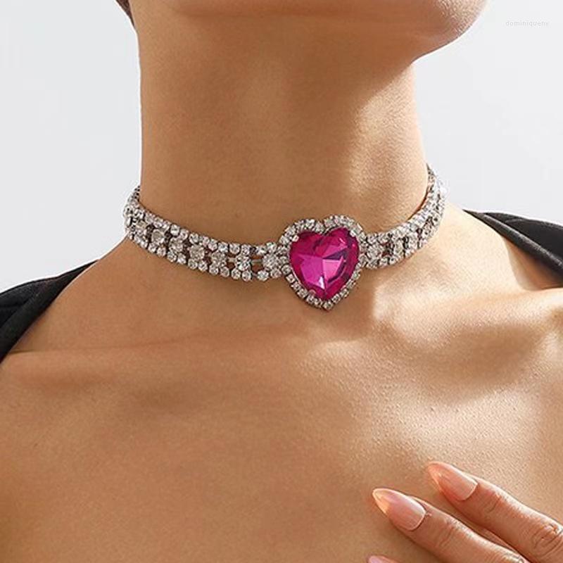

Choker 2023 Fashion Bling Rhinestone Heart Pendant Necklace For Women Crystal Wedding Party Statement Jewelry Wholesale