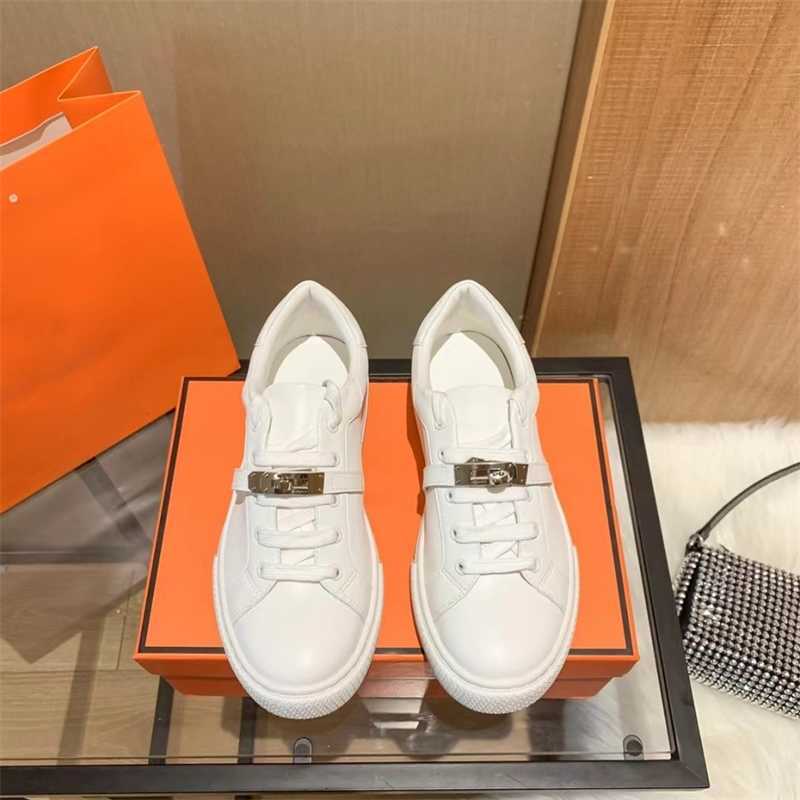 

2023 Spring and Autumn New Small White Shoes with Gold Buckle Silver Colored Casual Versatile Women's Flat Bottom Sports Board, White gold button